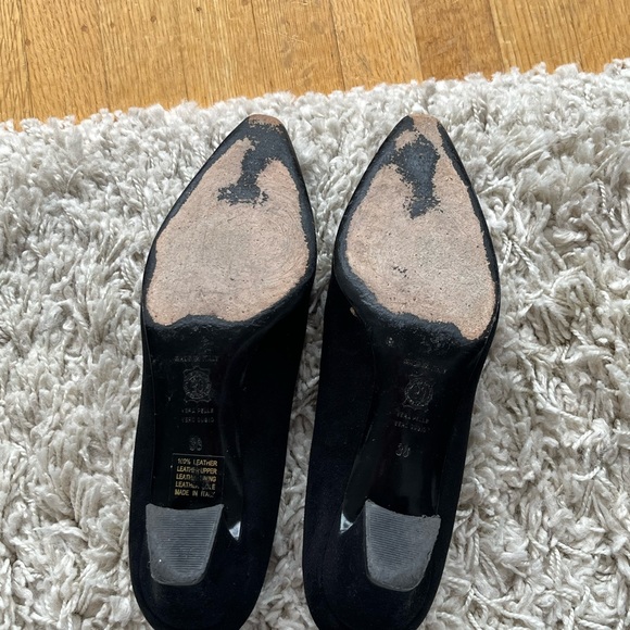 Italian Black Suede Pumps. 2”heel - Picture 4 of 6